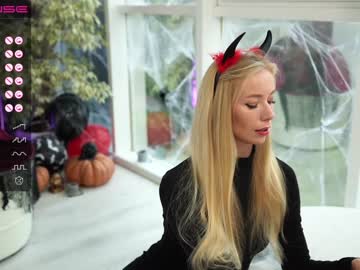 girl
        vika54784 cam image #122870