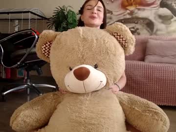 girl
        jennycutey cam image #1242737