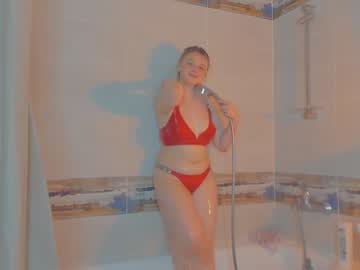 girl
        shy_blondiee cam image #823716