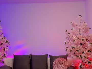 girl
        jessiccaburns cam image #5946204