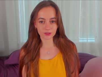 girl
        angelina_new cam image #2541318