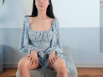 girl
        sixkiks cam image #1235133