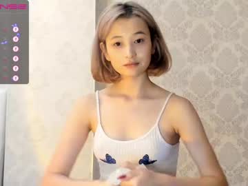girl
        1ove_me_again cam image #9190