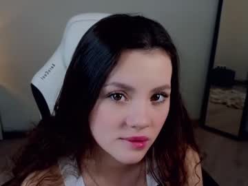 girl
        curly_lina cam image #3570556
