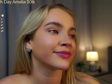 girl
        lipswithsmileonthem cam image #6076817