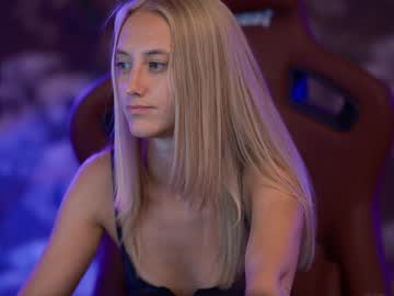 girl
        angeellina cam image #5234271