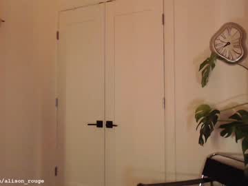 girl
        alisonrouge cam image #4817