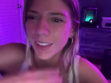 girl
        oliviahansleyy cam image #4992232