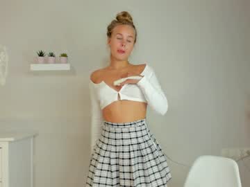 girl
        gosssip cam image #246602