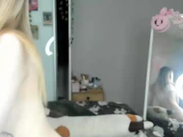 girl
        mia_gothh cam image #6884956