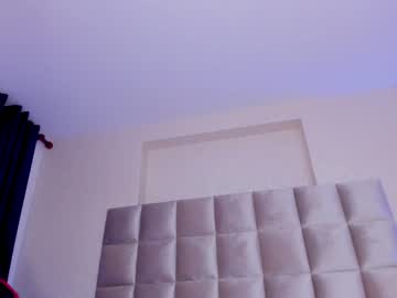 girl
        candyred88 cam image #19542