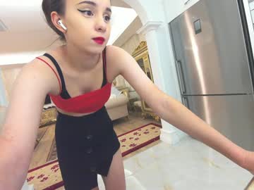 girl
        ehotlovea cam image #391855
