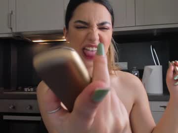 girl
        kity_sweet cam image #1569720