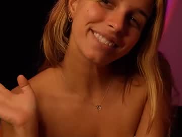 girl
        lilbeccaxo cam image #4963371