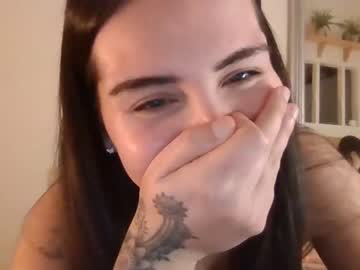 girl
        chloekittenuk cam image #3940195