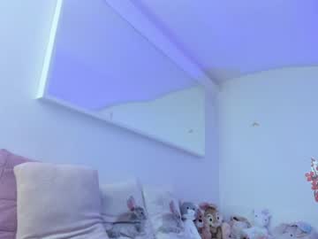 girl
        kenziedawton cam image #700782