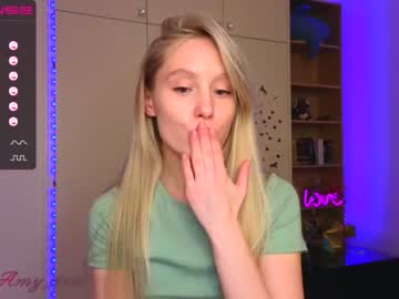 girl
        callme_star cam image #1294718