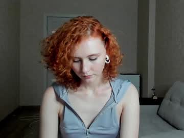 girl
        haribogirl__ cam image #5592422