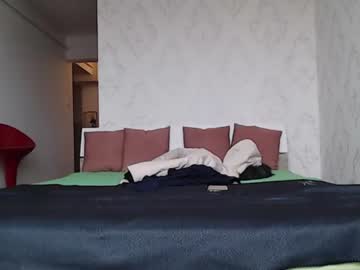 couple
        sexaddictcouple1 cam image #920407
