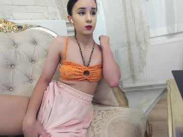 girl
        ehotlovea cam image #531539