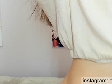 girl
        avrora_deis cam image #1322812
