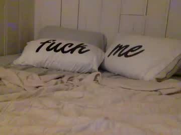 girl
        thicklin cam image #2052514