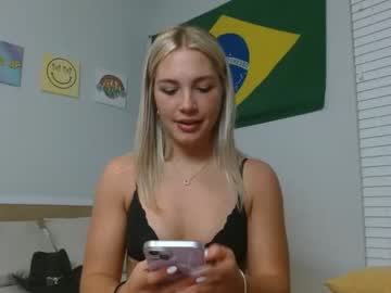girl
        lovecayaxo cam image #2785822