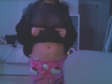 girl
        exy_ cam image #5637655