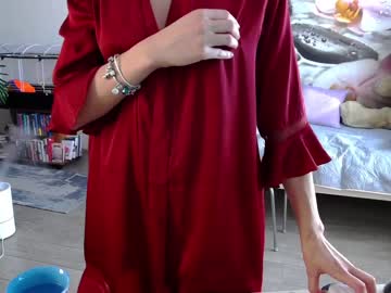 girl
        jennycutey cam image #3481875