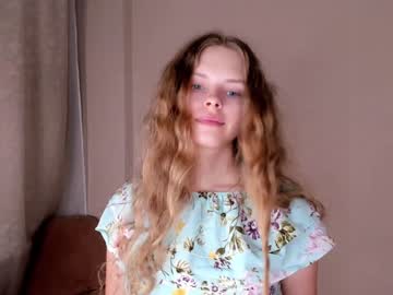 girl
        nataly_hello cam image #2794297