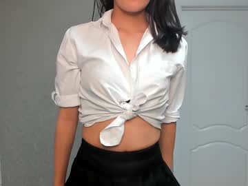 girl
        kiriboo cam image #331596