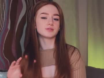 girl
        lizzy_blaze cam image #2986391