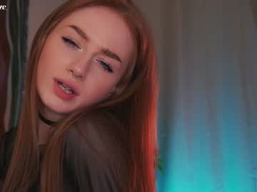 girl
        lizzy_blaze cam image #3344604