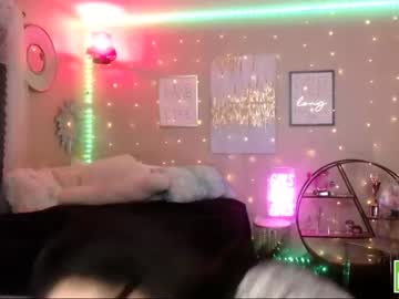 girl
        milf_lacey cam image #4164137
