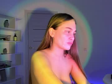 girl
        sara_konar cam image #2043384