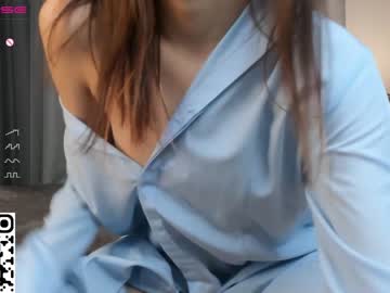 girl
        more_wine_here_sweetie cam image #3076867