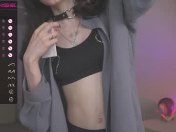 girl
        oki_dokie cam image #2105642