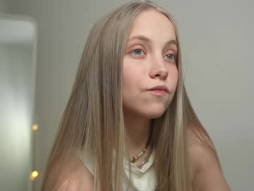 girl
        appr0ved cam image #5576361