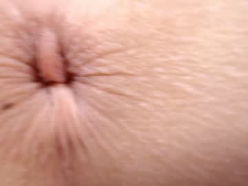 girl
        courtney_luv cam image #1280609