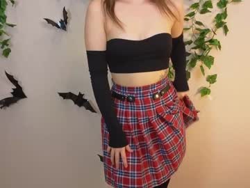 girl
        teresabriggs cam image #2715426