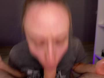 couple
        kissasun cam image #2300402