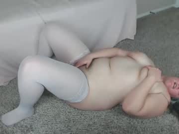 girl
        teases cam image #601591