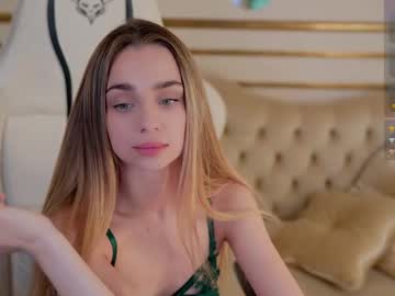 girl
        lana_pulse cam image #5297850