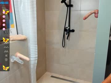 girl
        violetta_111 cam image #1690772