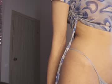 girl
        alisaa_01 cam image #5860795