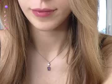 girl
        yononeey cam image #6660763