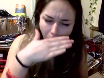 girl
        lillypadgrl cam image #2706384