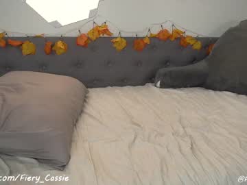 girl
        fiery_redhead cam image #185510