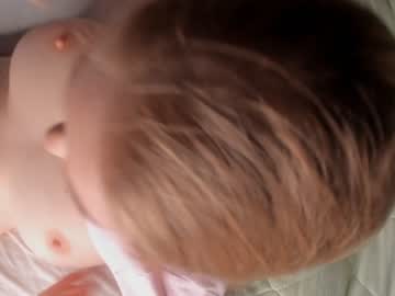 girl
        coastaldivas cam image #302479