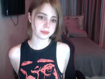 girl
        tripleprinces cam image #4463114